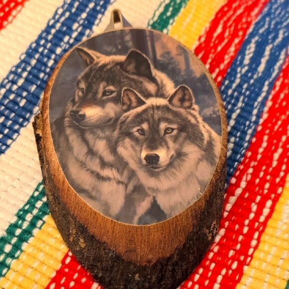 vintage Wolves Picture live‎ edge Wood plaque - Picture 1 of 7